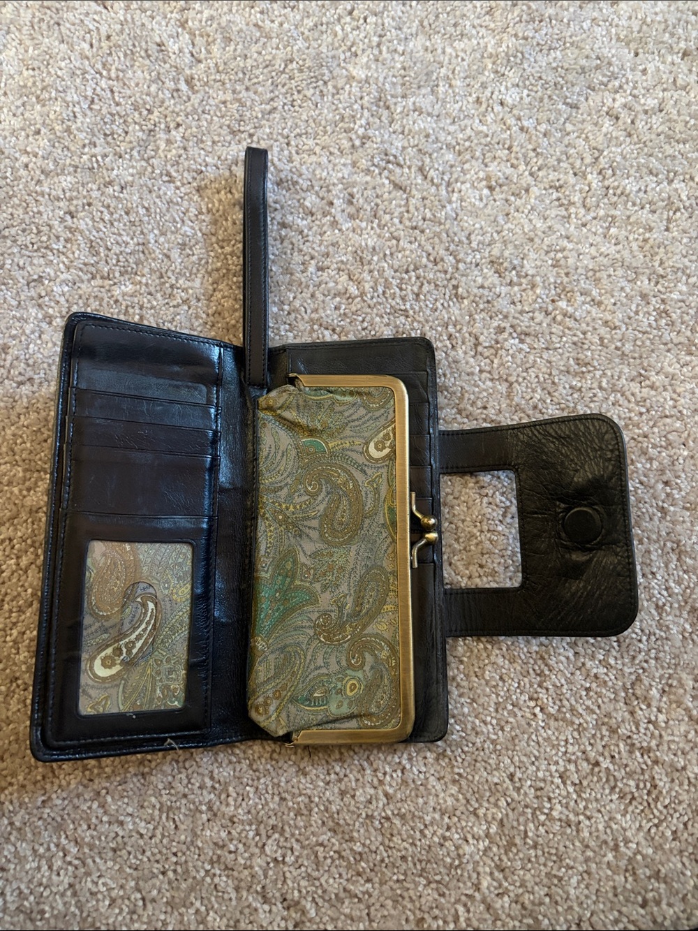 HOBO Black Leather Long Clutch Wallet with Kiss-Lock Accent - Picture 3 of 4